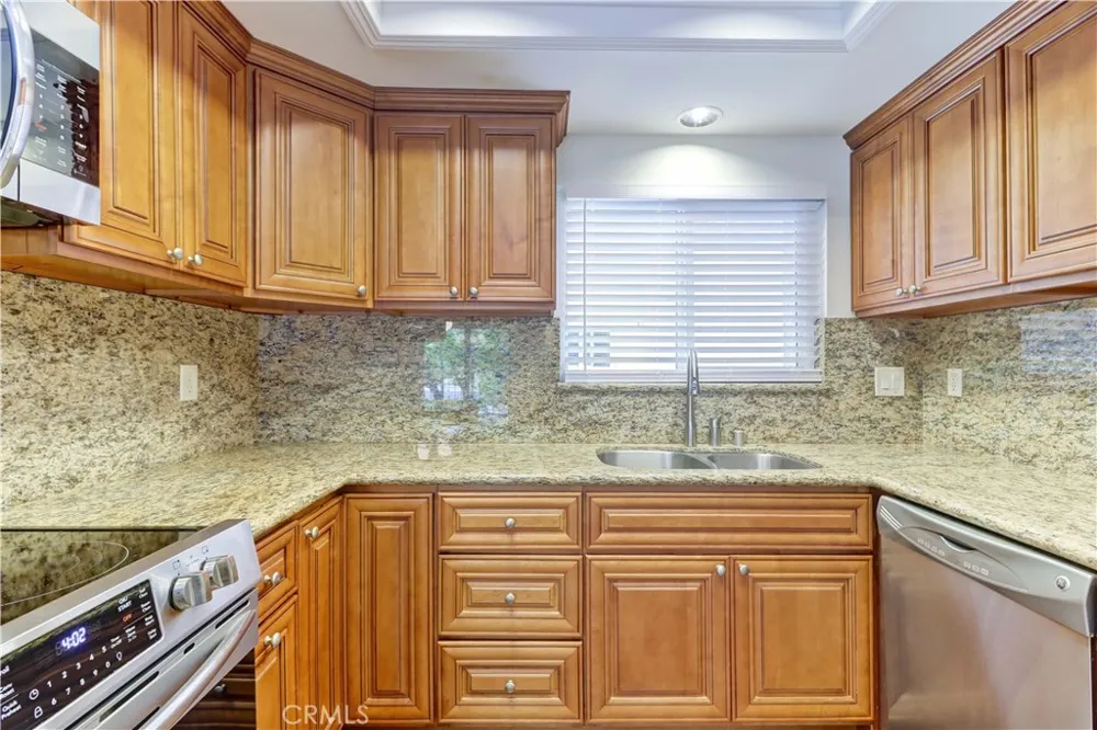 2381 Via Mariposa W #2B Laguna Woods, CA 92637