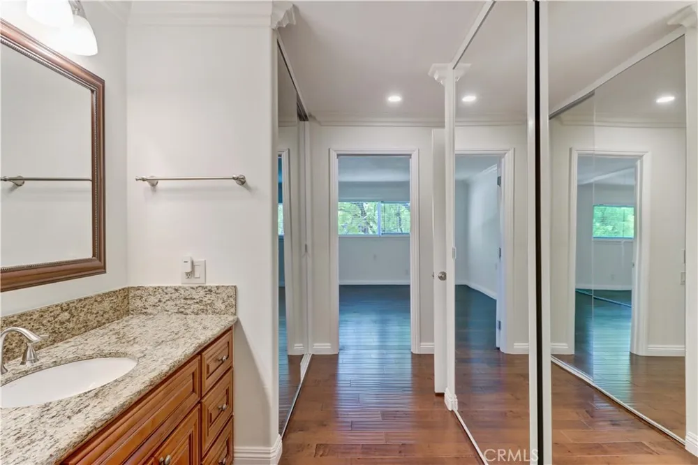 2381 Via Mariposa W #2B Laguna Woods, CA 92637