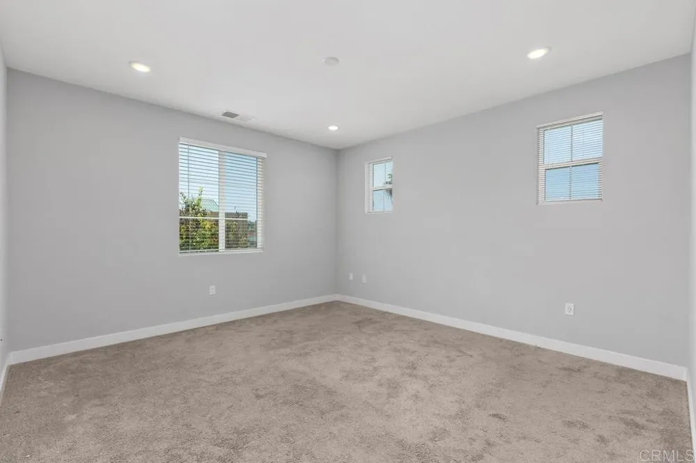 139 Avenida Chapala #101 San Marcos, CA 92069