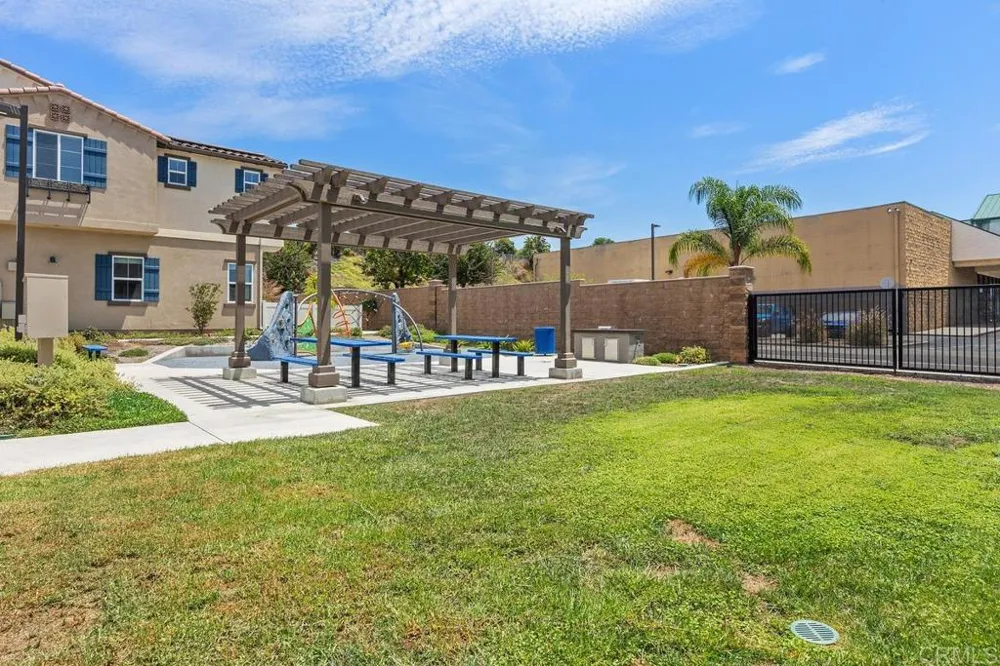 139 Avenida Chapala #101 San Marcos, CA 92069