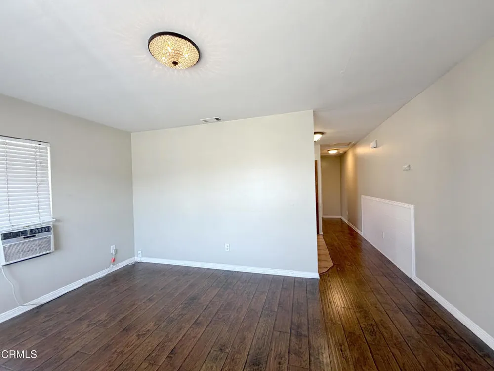 156 S Pacific Avenue Glendale, CA 91204