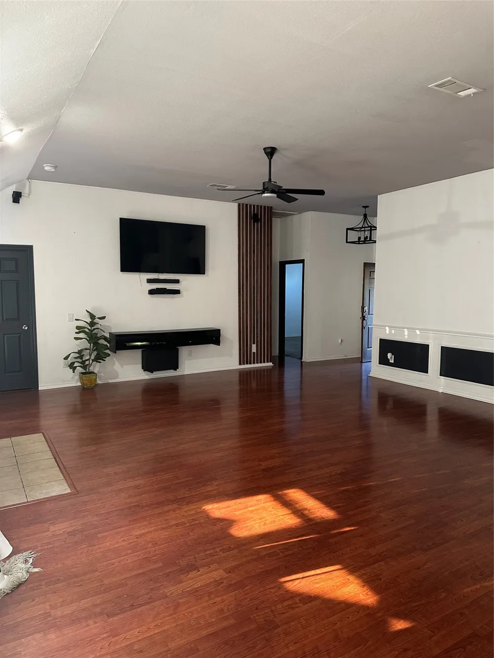 806 Boxwood Drive Lewisville, TX 75067