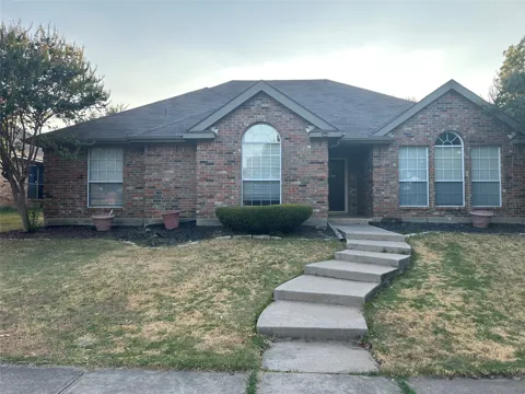 806 Boxwood Drive