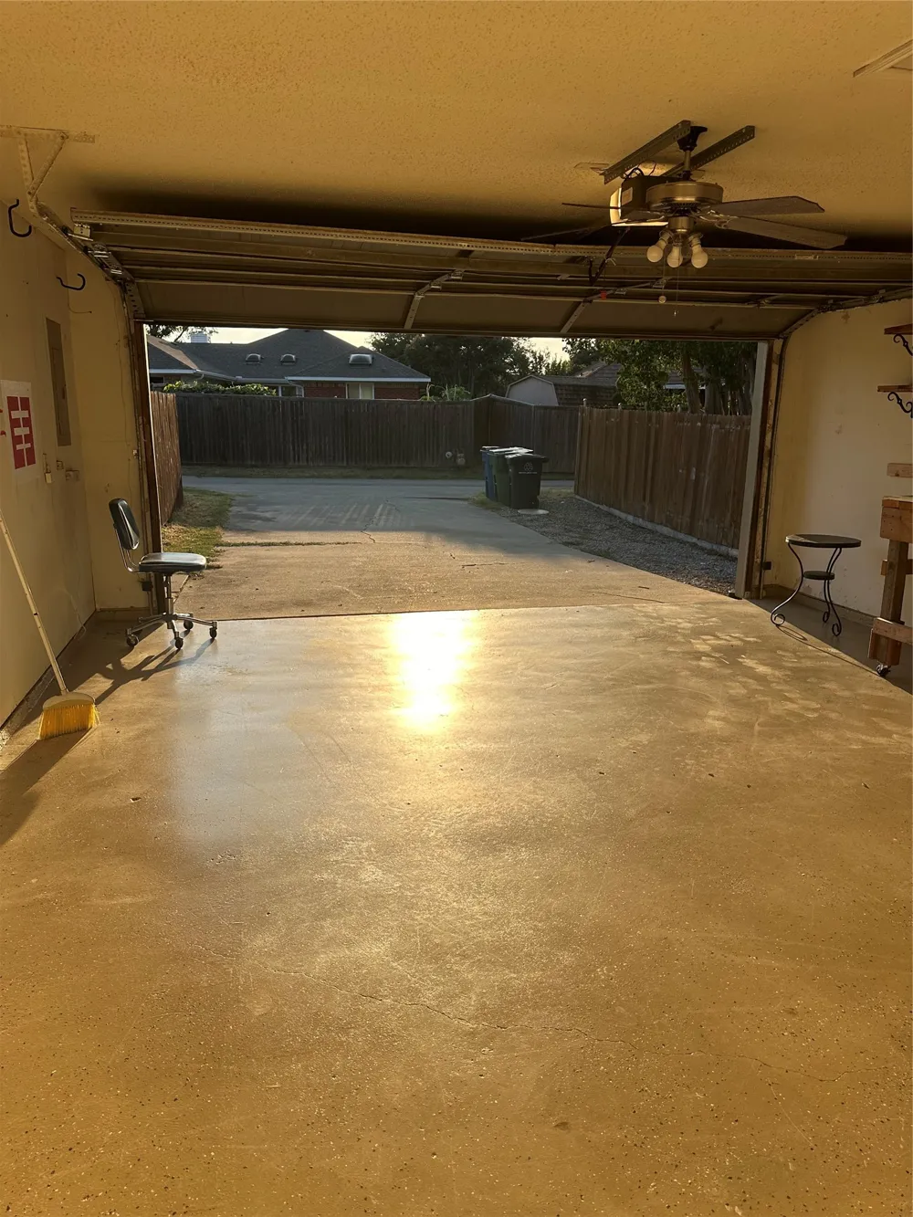 806 Boxwood Drive Lewisville, TX 75067