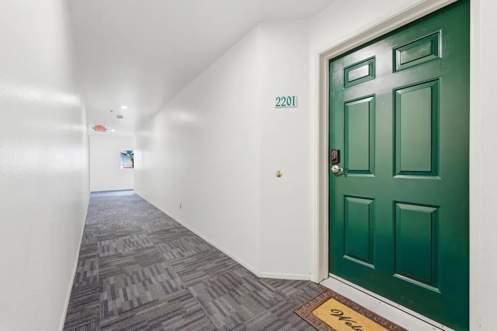 680 Camino De La Reina #2201 San Diego, CA 92108