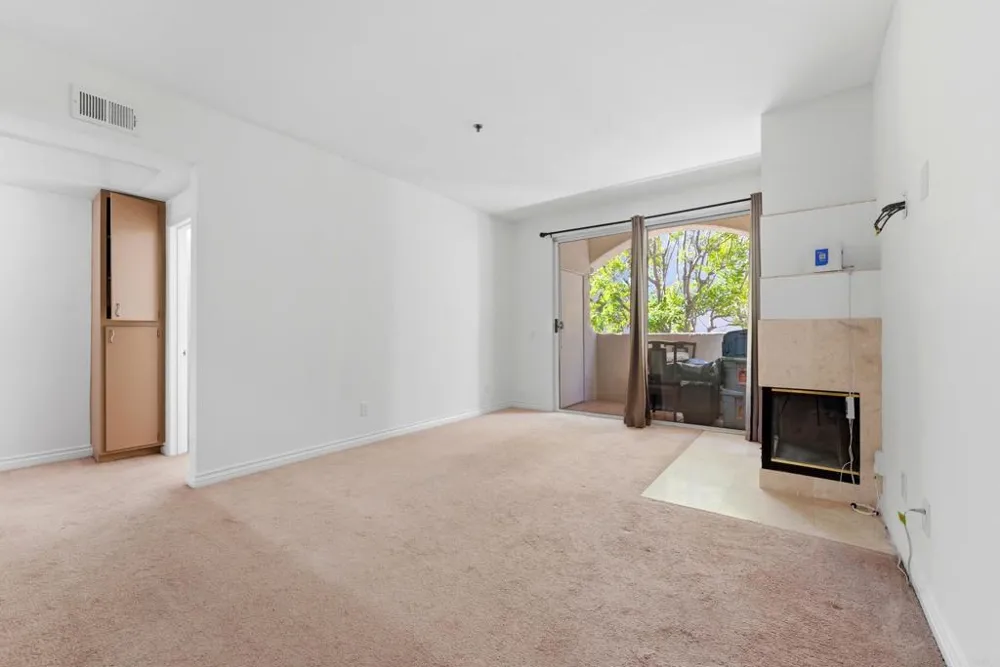 680 Camino De La Reina #2201 San Diego, CA 92108