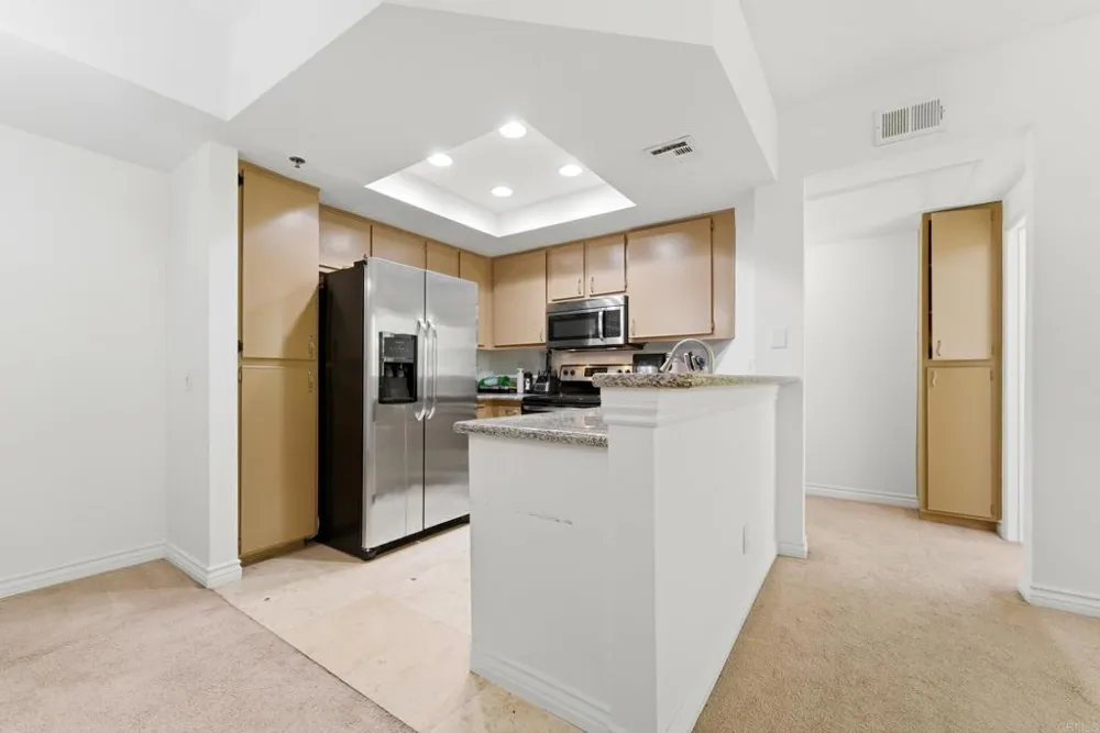 680 Camino De La Reina #2201 San Diego, CA 92108