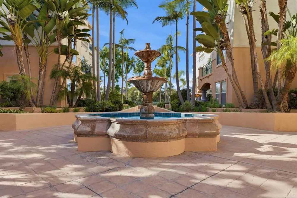 680 Camino De La Reina #2201 San Diego, CA 92108