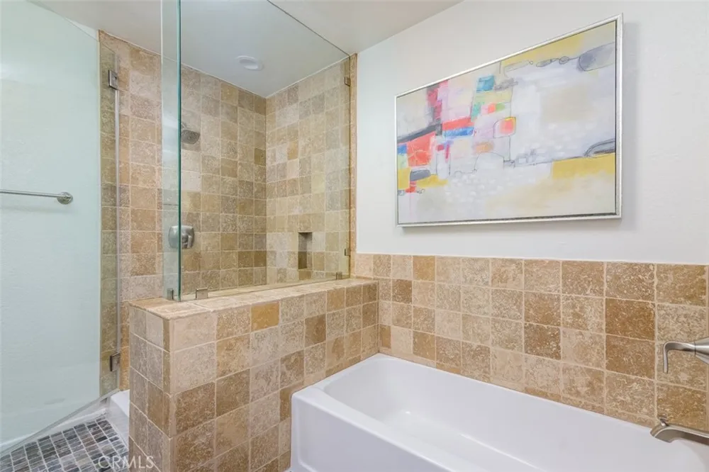 3333 Primera Avenue #B Hollywood Hills East, CA 90068