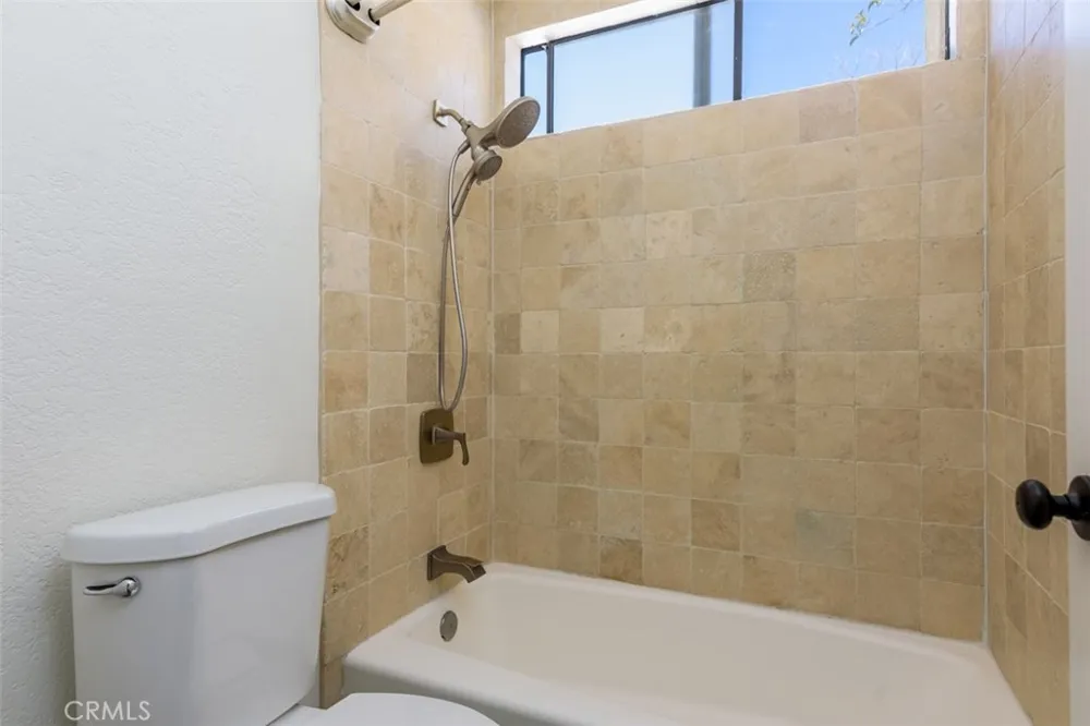 3333 Primera Avenue #B Hollywood Hills East, CA 90068