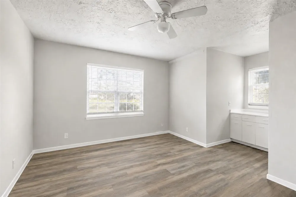 614 S Diamondhead Boulevard Crosby, TX 77532