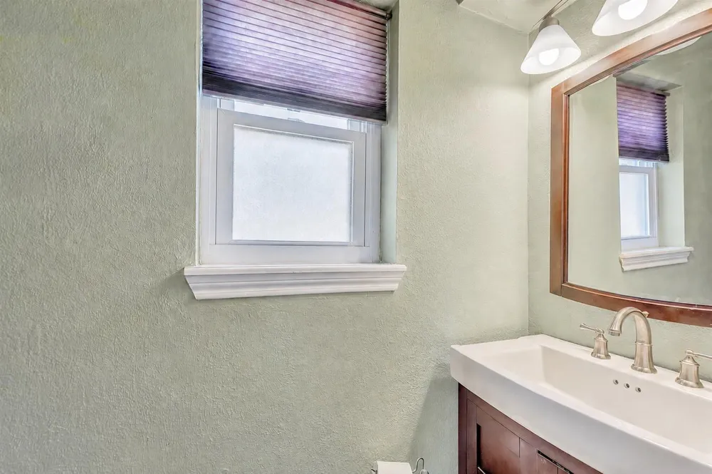 614 S Diamondhead Boulevard Crosby, TX 77532