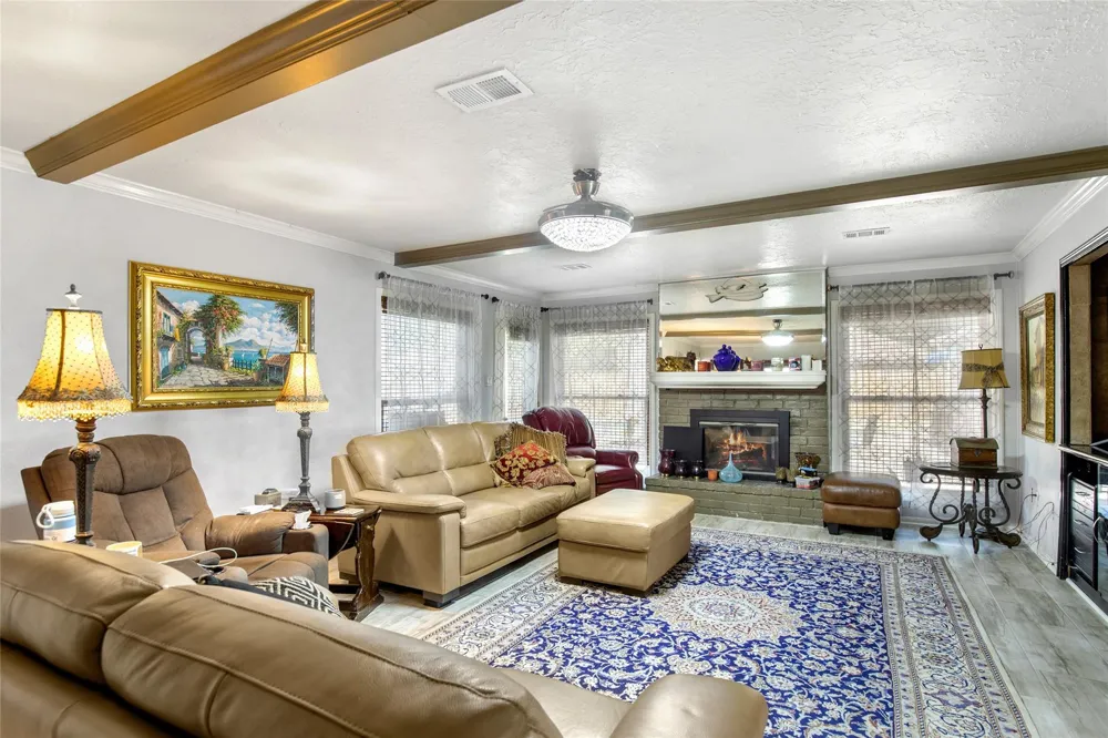 614 S Diamondhead Boulevard Crosby, TX 77532