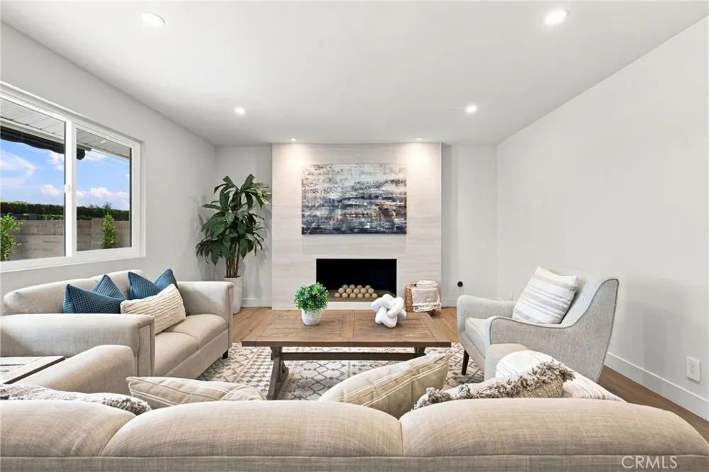 1143 S Chantilly Street Anaheim, CA 92806