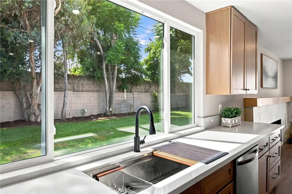 1143 S Chantilly Street Anaheim, CA 92806