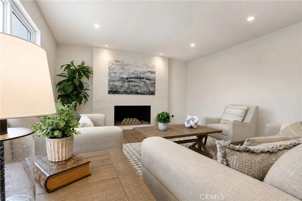 1143 S Chantilly Street Anaheim, CA 92806