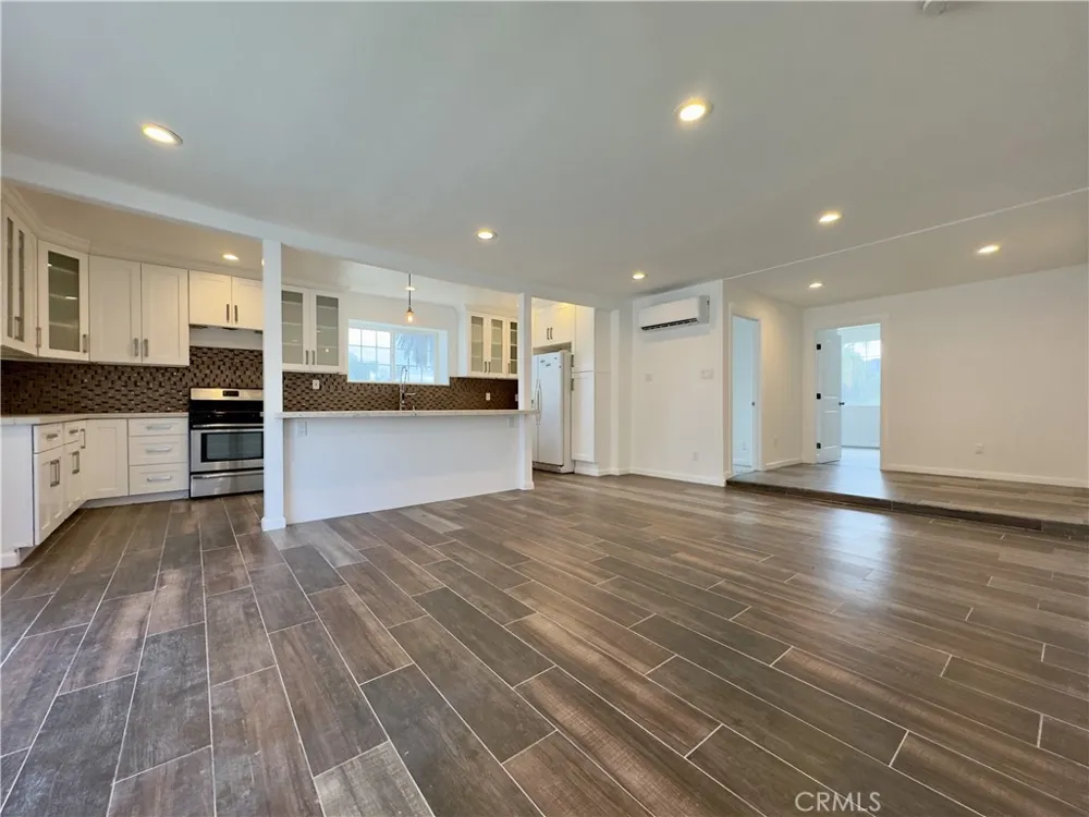 1607 cherokee Corona, CA 92881