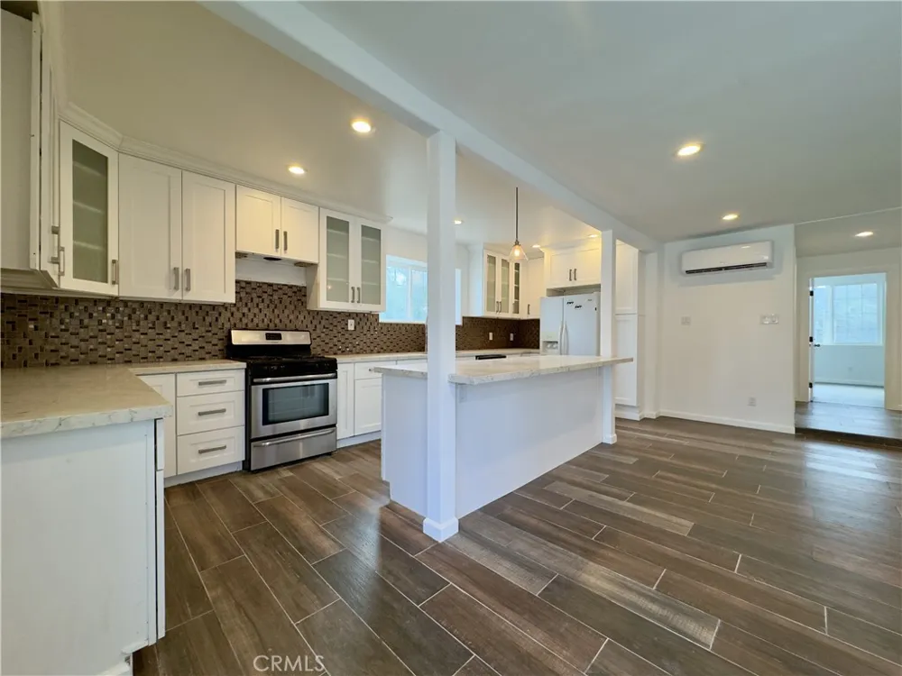 1607 cherokee Corona, CA 92881