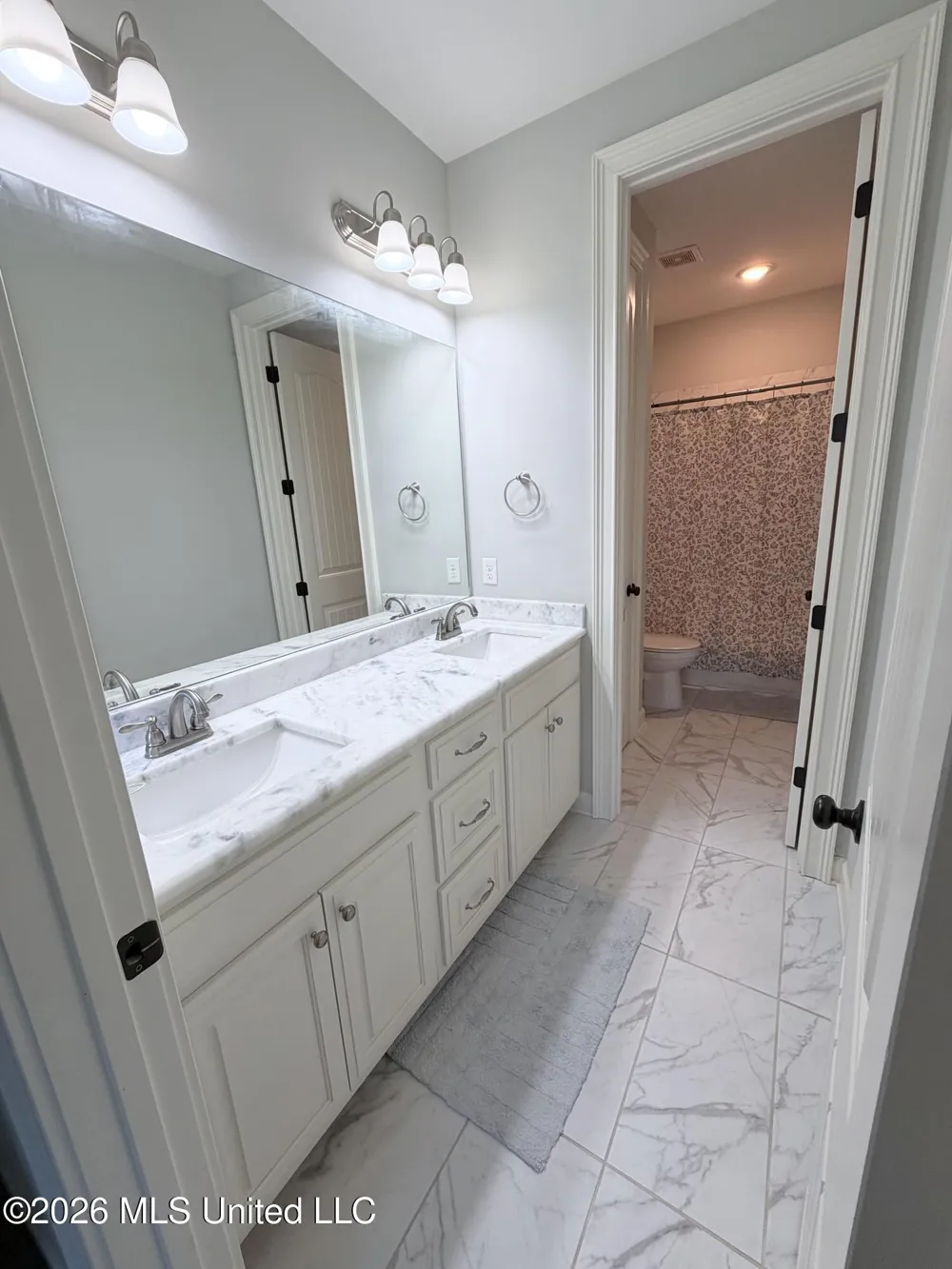 1603 Johnston Road Hernando, MS 38632