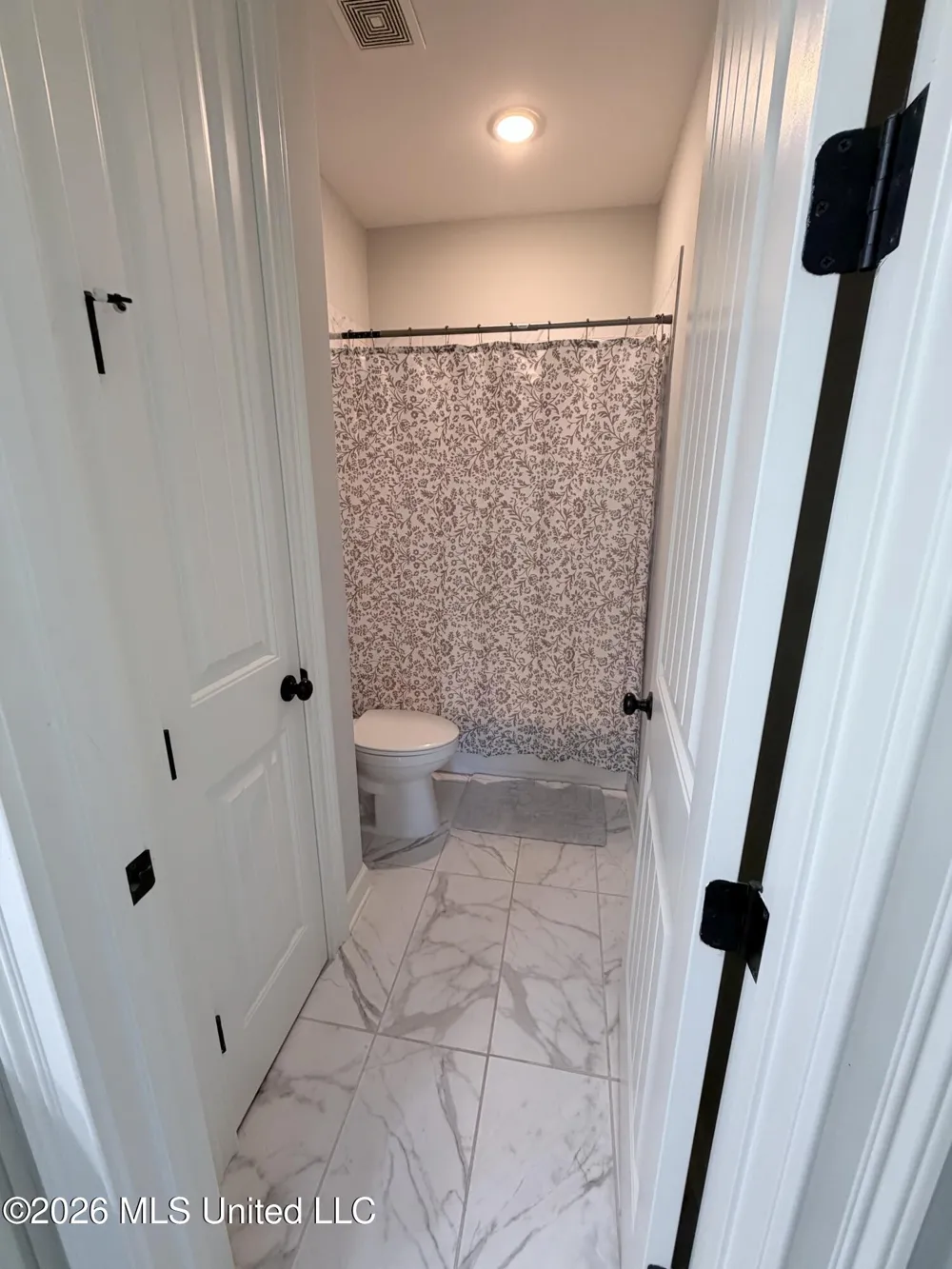 1603 Johnston Road Hernando, MS 38632