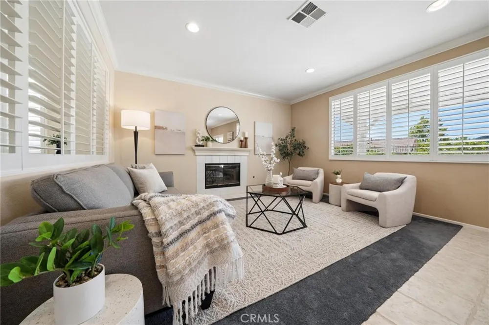 25716 Hood Way Stevenson Ranch, CA 91381