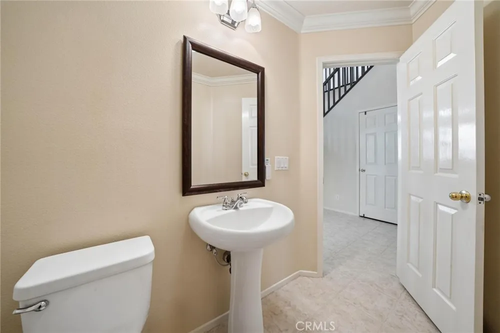 25716 Hood Way Stevenson Ranch, CA 91381