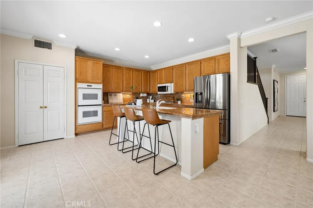 25716 Hood Way Stevenson Ranch, CA 91381