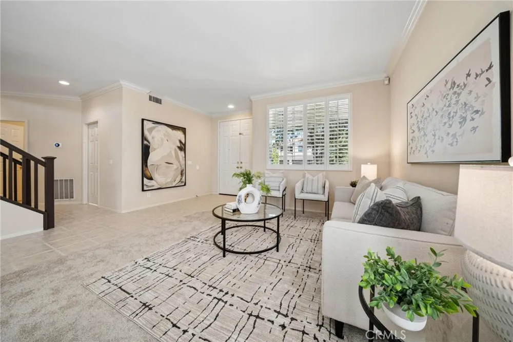 25716 Hood Way Stevenson Ranch, CA 91381