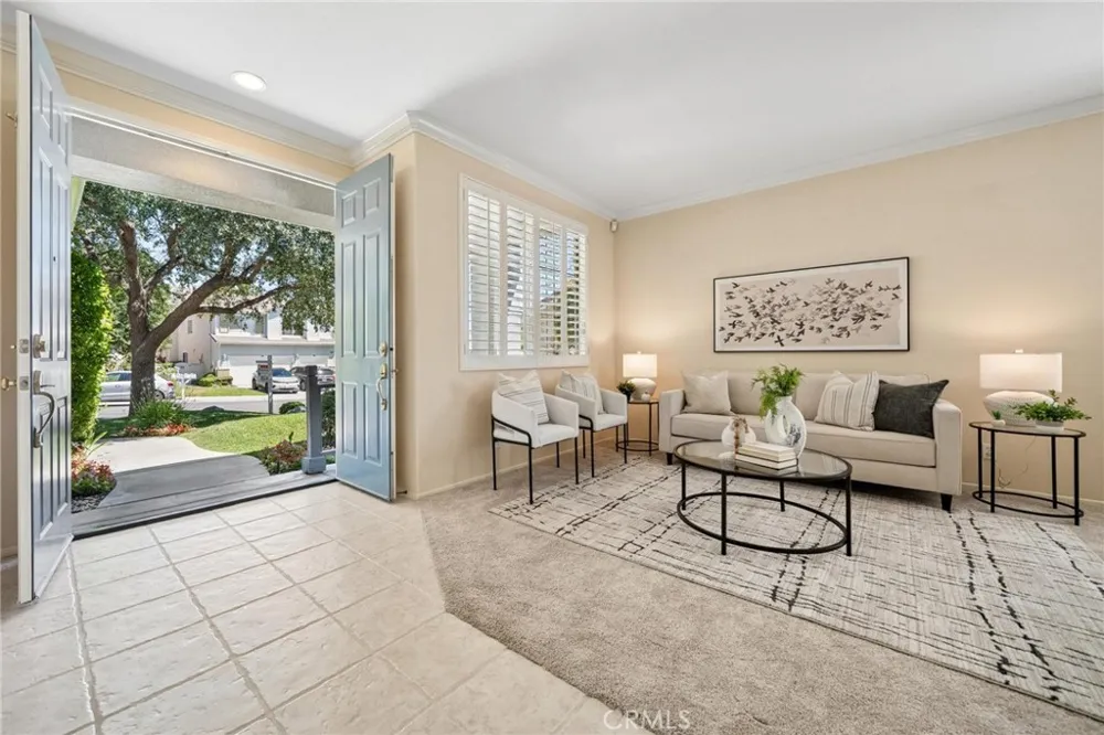 25716 Hood Way Stevenson Ranch, CA 91381