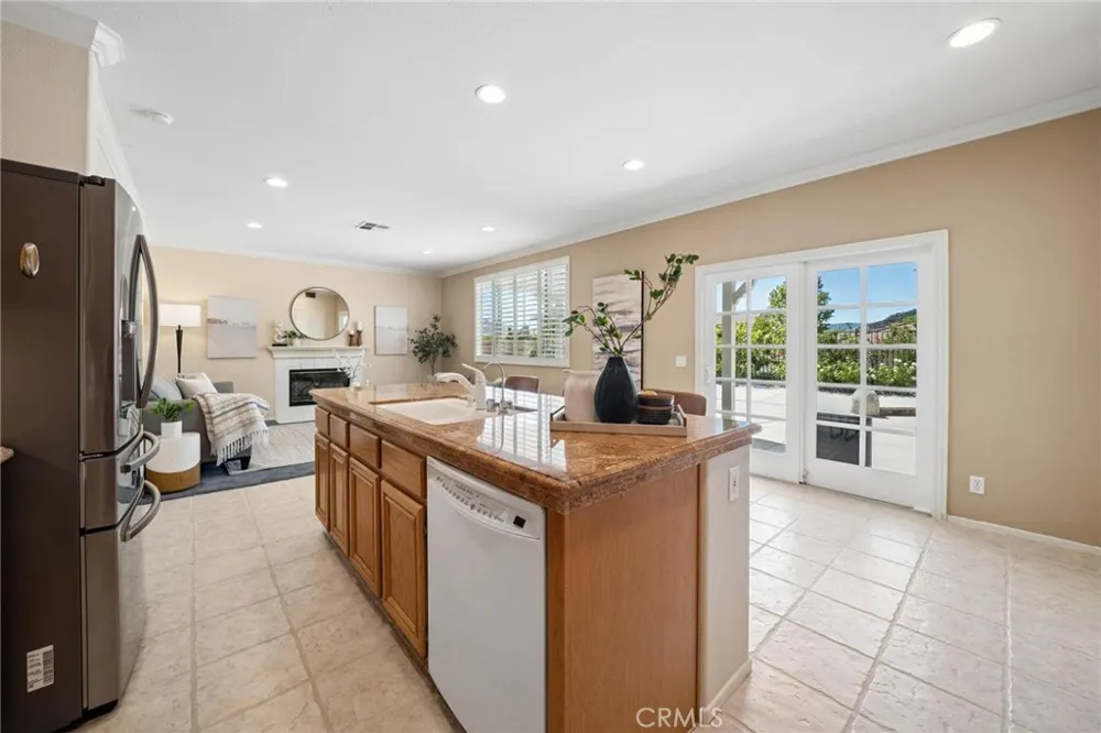 25716 Hood Way Stevenson Ranch, CA 91381