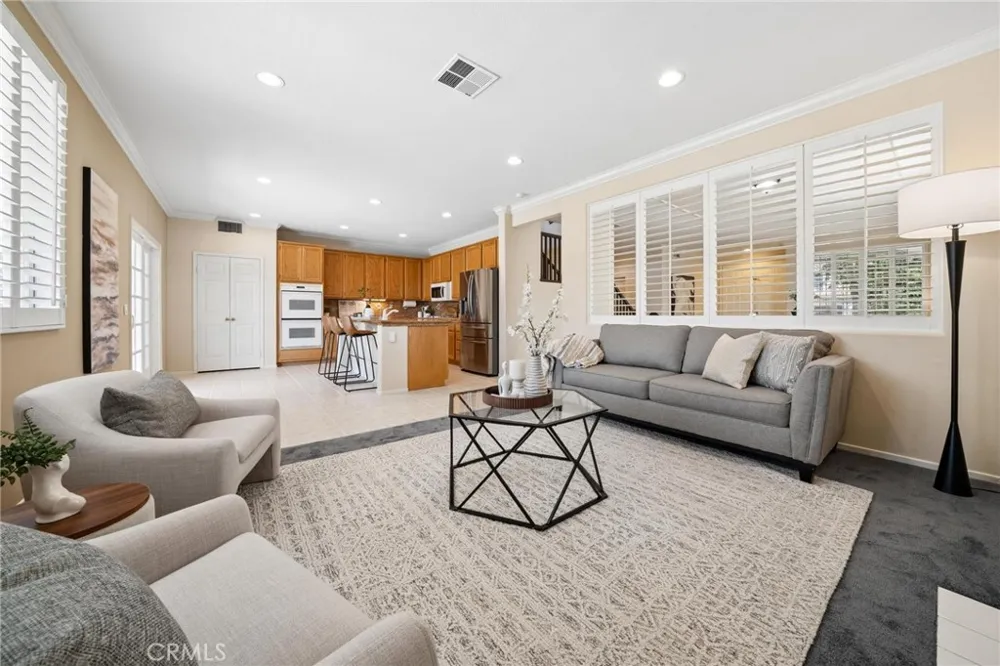 25716 Hood Way Stevenson Ranch, CA 91381
