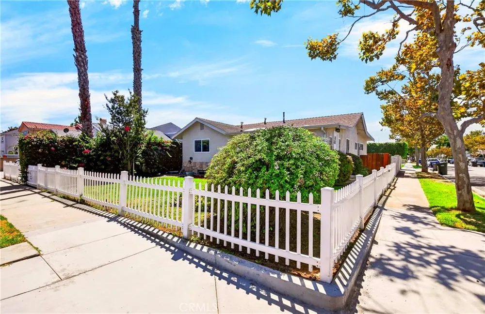 24637 Cypress Street Lomita, CA 90717
