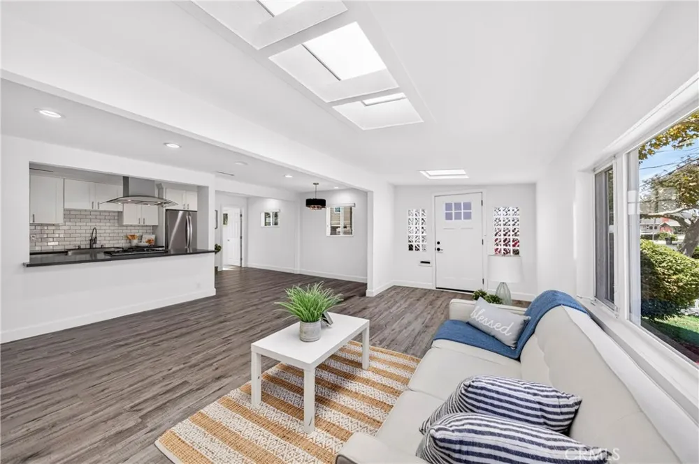 24637 Cypress Street Lomita, CA 90717