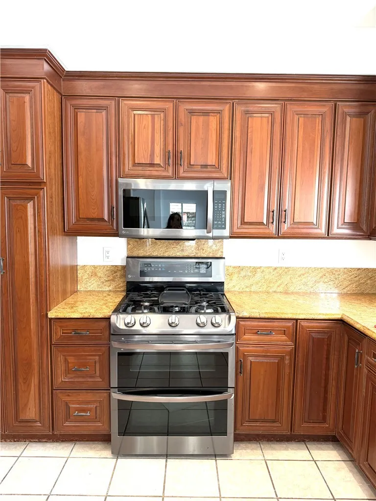 6906 Hastings Moorpark, CA 93021