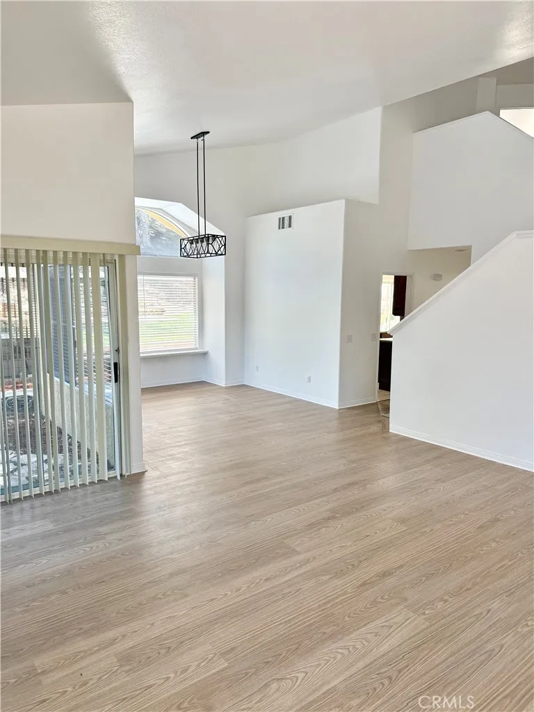 6906 Hastings Moorpark, CA 93021