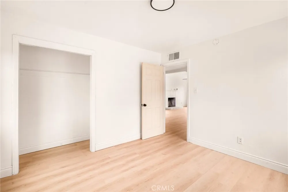407 4th Bakersfield, CA 93304