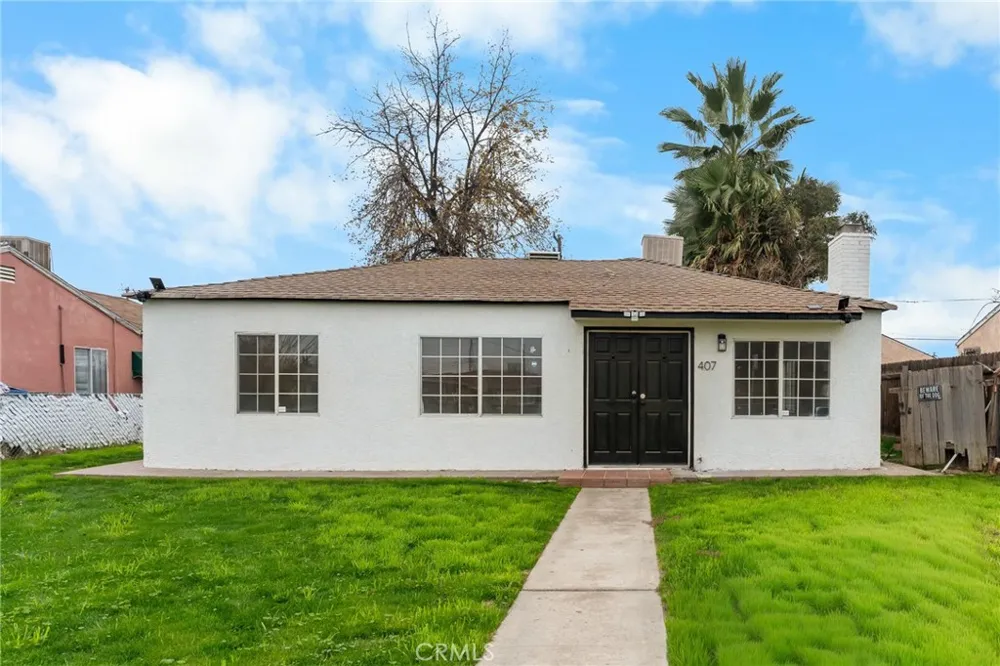 407 4th Bakersfield, CA 93304