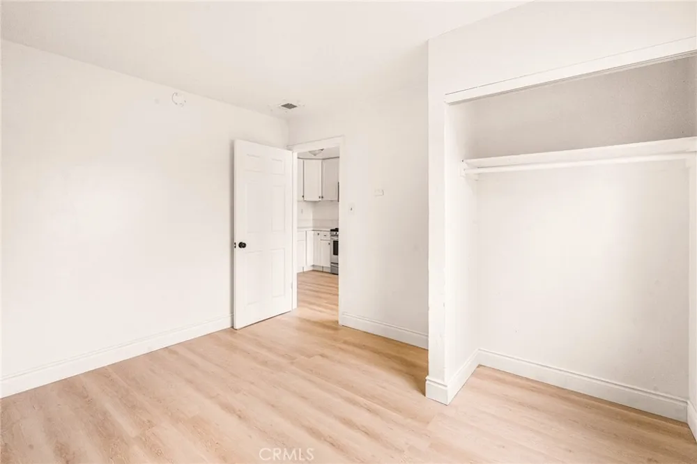 407 4th Bakersfield, CA 93304