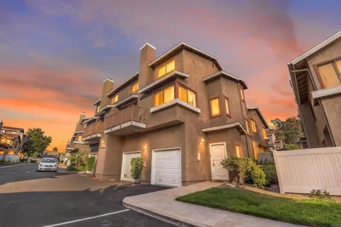 584 Portsmouth Drive #D