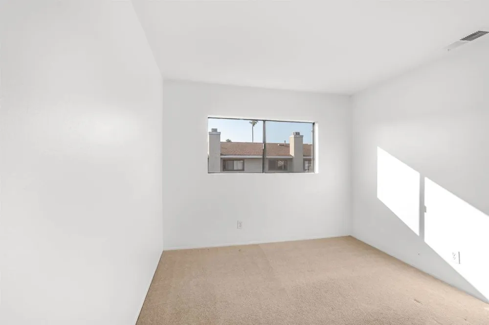 584 Portsmouth Drive #D Chula Vista, CA 91911
