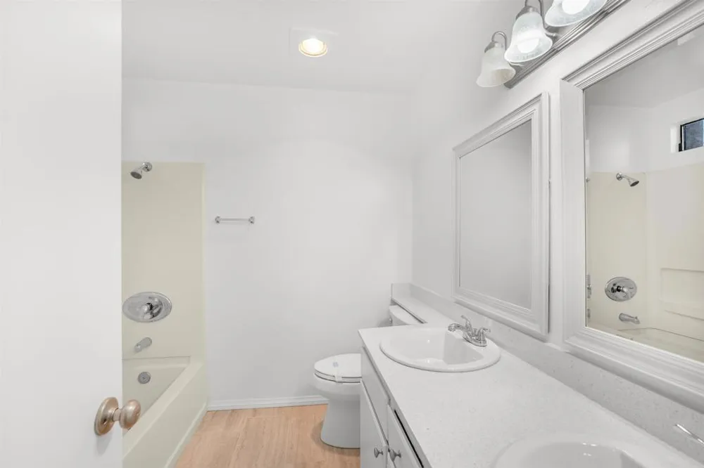 584 Portsmouth Drive #D Chula Vista, CA 91911