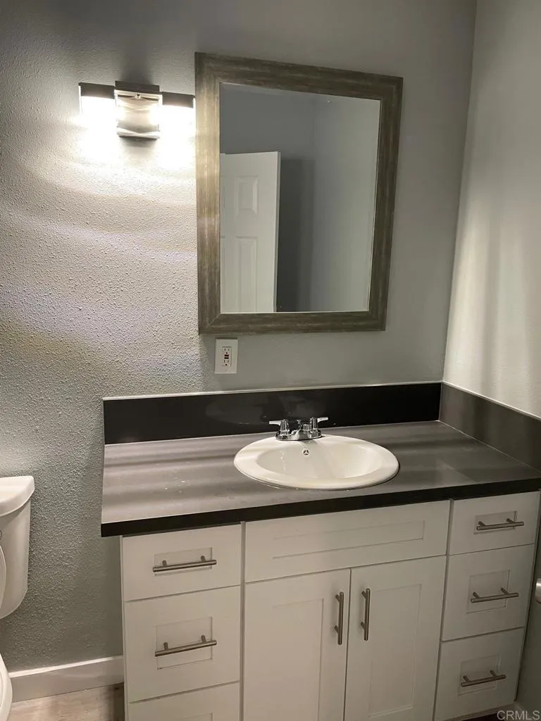 34351 Judy Lane Cathedral City, CA 92234