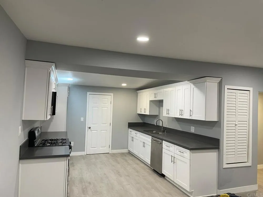 34351 Judy Lane Cathedral City, CA 92234