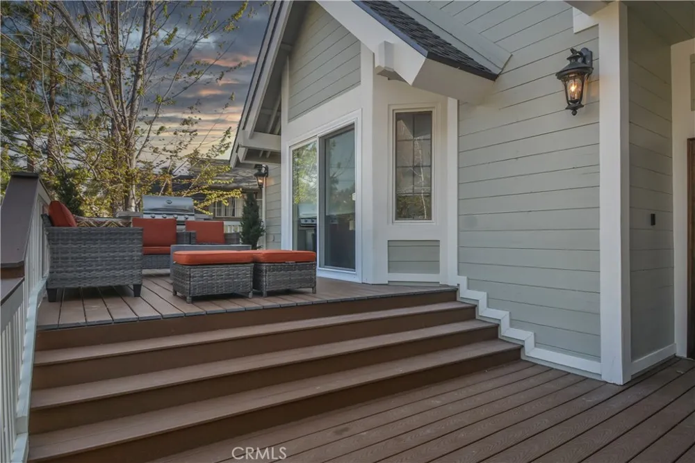 1037 Beaver Lake Arrowhead, CA 92352