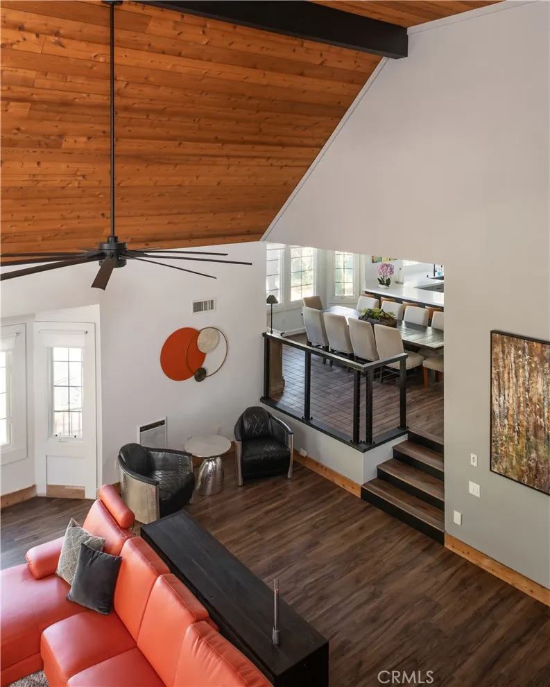 1037 Beaver Lake Arrowhead, CA 92352