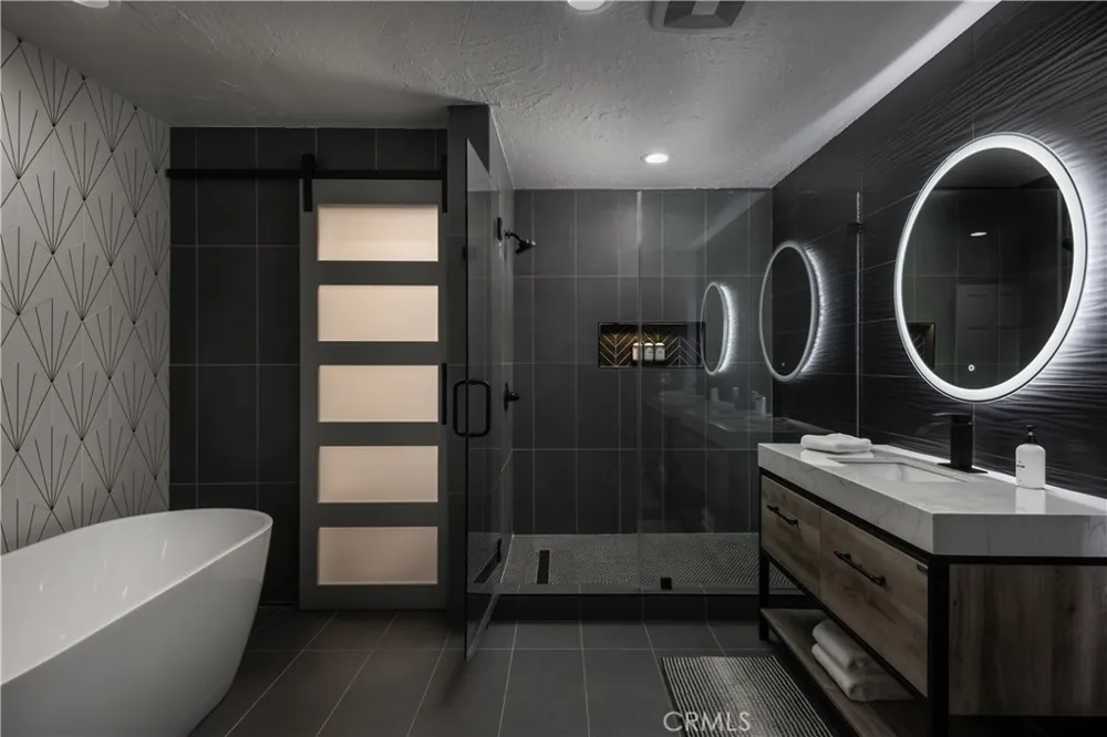 1037 Beaver Lake Arrowhead, CA 92352