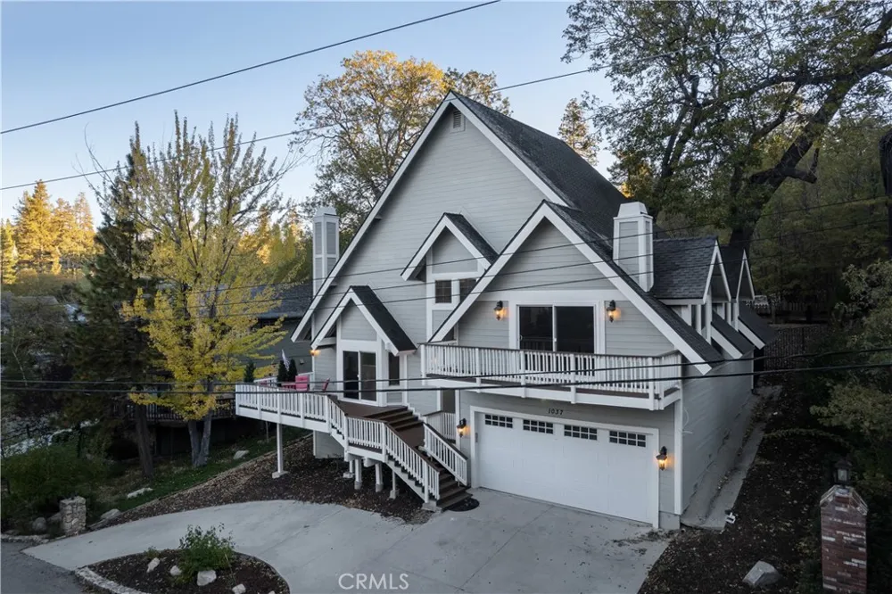 1037 Beaver Lake Arrowhead, CA 92352