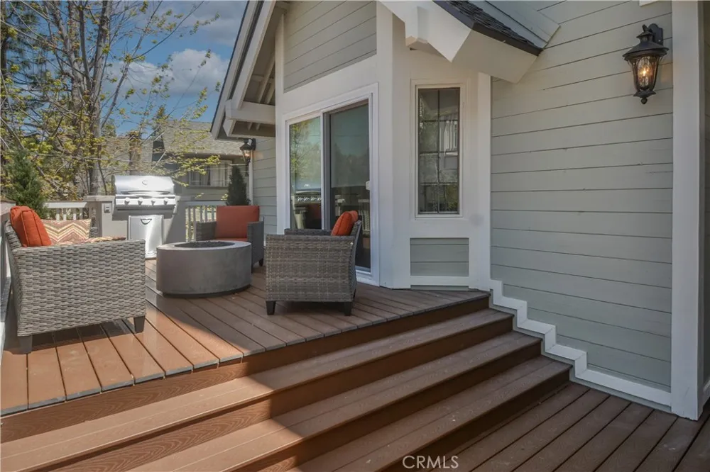 1037 Beaver Lake Arrowhead, CA 92352