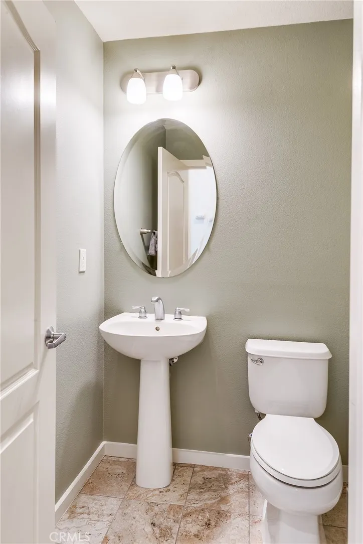 5403 W 149th Place #3 Hawthorne, CA 90250