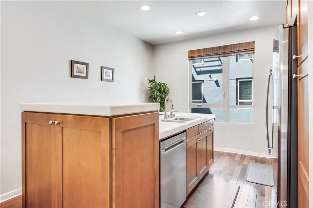 5403 W 149th Place #3 Hawthorne, CA 90250
